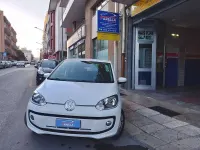 Usata VW up! 60 CV (44 kW) 2014 Bianco Utilitaria