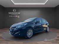 Usata Peugeot 208 Active 82 CV (60 kW) 2017 Nero Utilitaria