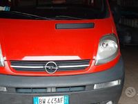 Usata Opel Vivaro 2001 Rosso Monovolume