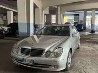 Usata Mercedes E240 Avantgarde 170 CV (125 kW) 2002 Berlina