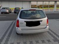 Begagnad Ford Focus 101 HK (74 kW) 2001 Kombi