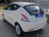 Usata Lancia Ypsilon 69 CV (50 kW) 2017 Bianco Utilitaria