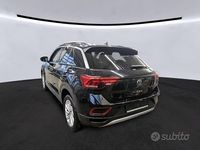 Usata VW T-Roc Life 110 CV (80 kW) 2023 Nero SUV