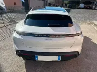 Usata Porsche Taycan 119 kW (163 CV) 2022 Bianco Berlina