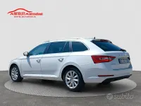 Usata Skoda Superb Executive 156 CV (114 kW) 2021 Bianco Station wagon