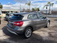 Usata Mercedes GLA180 Business 109 CV (80 kW) 2015 Grigio SUV