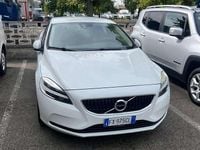 Usata Volvo V40 Business Edition 120 CV (88 kW) 2019 Bianco Station wagon