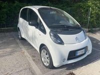 Usata Citroën C-zero Seduction 49 kW (67 CV) 2019 Bianco pastello Utilitaria