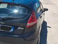 Usata Ford Fiesta 68 CV (50 kW) 2011 Nero Berlina
