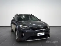 Usata Kia Stonic Style 116 CV (85 kW) 2019 Grigio metallizzato SUV
