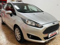 Usata Ford Fiesta Business Edition 75 CV (55 kW) 2015 Grigio Utilitaria