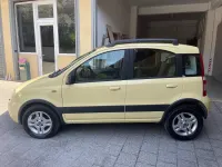Usata Fiat Panda 4x4 Climbing 69 CV (50 kW) 2005 Giallo Utilitaria