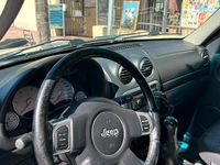 Second-hand Jeep Cherokee 143 CP (105 kW) 2002 Gri SUV