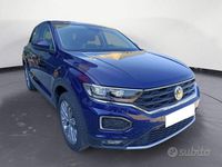 Usata VW T-Roc Advance 150 CV (110 kW) 2019 Blu/azzurro SUV