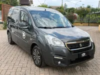 Usata Peugeot Partner Tepee Outdoor 99 CV (72 kW) 2015 Grigio Monovolume