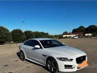 Usata Jaguar XE R-Sport 179 CV (131 kW) 2017 Bianco Berlina
