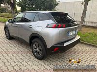 Usata Peugeot 2008 Allure 101 CV (74 kW) 2021 Grigio SUV