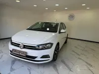 Usata VW Polo 65 CV (47 kW) 2017 Bianco Berlina