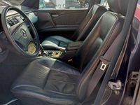 Usata Mercedes E200 Avantgarde 136 CV (100 kW) 1996 Blu Station wagon