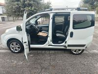Usata Fiat Qubo Dynamic 78 CV (57 kW) 2016 Bianco Monovolume