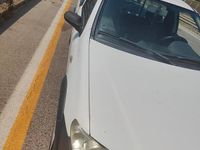 Usata Fiat Strada 84 CV (61 kW) 2009 Bianco Pick-up