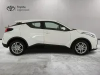 Usata Toyota C-HR Active 122 CV (89 kW) 2022 Bianco SUV
