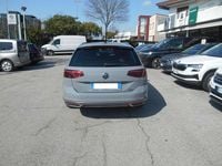 Usata VW Passat Alltrack 200 CV (147 kW) 2023 Grigio Station wagon