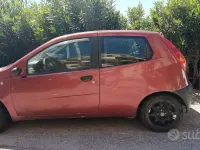 Occasion Fiat Punto 60 ch (44 kW) 2000 Rouge Citadine