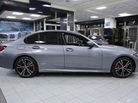 Usata BMW 320e M Sport 190 CV (139 kW) 2025 Skyscraper grey met. Berlina