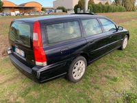 usata Volvo V70 2.4 D5 20V aut. Summum