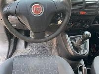 Usata Fiat Doblò 120 CV (88 kW) 2012 Bianco Monovolume