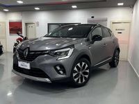 Usata Renault Captur Techno 91 CV (66 kW) 2022 Grigio SUV