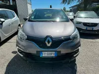 Usata Renault Captur Life 90 CV (66 kW) 2019 Grigio SUV