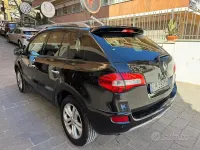 Usata Renault Koleos Luxe 150 CV (110 kW) 2011 Nero SUV