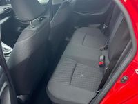 Usata Toyota Yaris Hybrid Style 92 CV (67 kW) 2023 Rosso Berlina