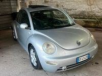 Usata VW New Beetle 101 CV (74 kW) 2002 Grigio Utilitaria