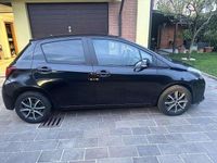 Usata Toyota Yaris Hybrid Active 95 CV (69 kW) 2016 Berlina
