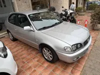 Usata Toyota Corolla Sol 110 CV (80 kW) 2000 Argento Utilitaria