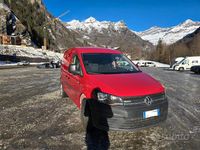 Usata VW Caddy 122 CV (89 kW) 2016 Rosso Monovolume