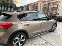 Usata Ford Focus Active 120 CV (88 kW) 2019 Grigio Berlina
