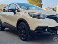 Usata Renault Captur Techno 90 CV (66 kW) 2015 Beige SUV