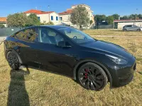 Usata Tesla Model Y Performance 185 kW (252 CV) 2023 Nero SUV