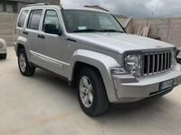Usata Jeep Cherokee 116 CV (85 kW) 2011 Grigio SUV