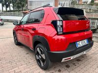 Nuova Fiat Grande Panda La Prima 100 CV (73 kW) 2025 Rosso Utilitaria