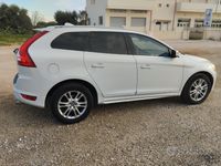Usata Volvo XC60 R-Design 163 CV (119 kW) 2012 Bianco SUV