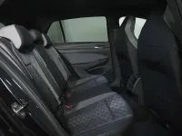Usata VW Golf VIII R-line 131 CV (96 kW) 2022 Nero Utilitaria