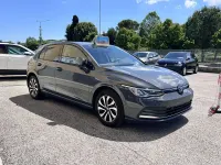 Usata VW Golf VIII Active 116 CV (85 kW) 2022 Grigio delfino Berlina