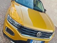 Usata VW T-Roc 149 CV (109 kW) 2019 Giallo SUV