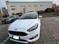 Usata Ford Focus ST-Line 120 CV (88 kW) 2018 Bianco Berlina