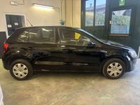 Usado VW Polo Trendline 75 CV (55 kW) 2014 Negro Berlina
